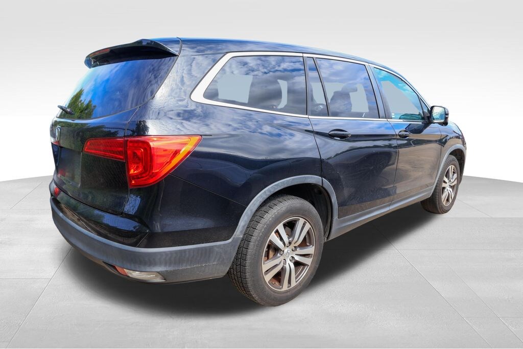 Used 2017 Honda Pilot EX-L FWD SUV