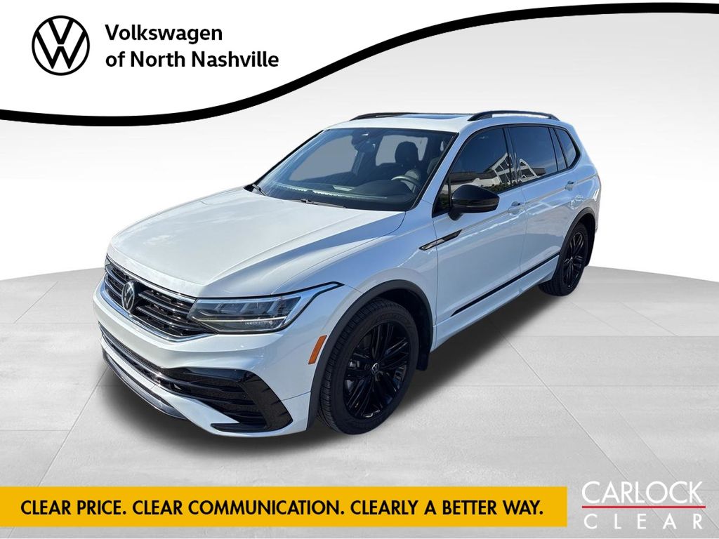2022 Volkswagen Tiguan 2.0T SE R-Line Black's photo