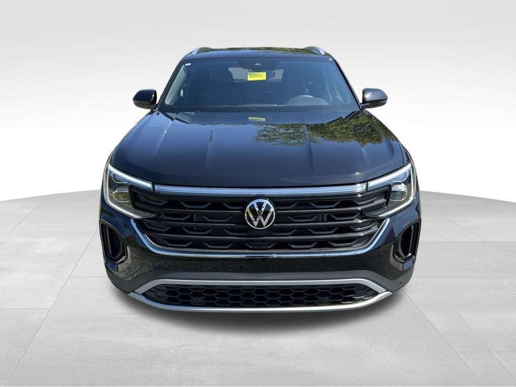 New 2026 Volkswagen Atlas Cross Sport SE w/Technology SUV
