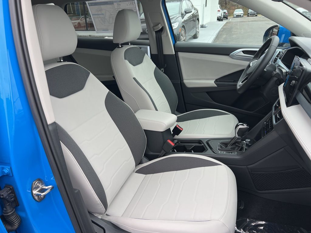 2026 Volkswagen Taos SE - Photo 24