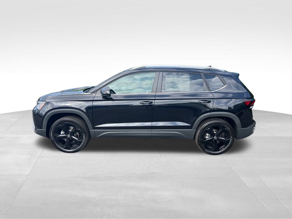 2025 Volkswagen Taos SEL photo 3
