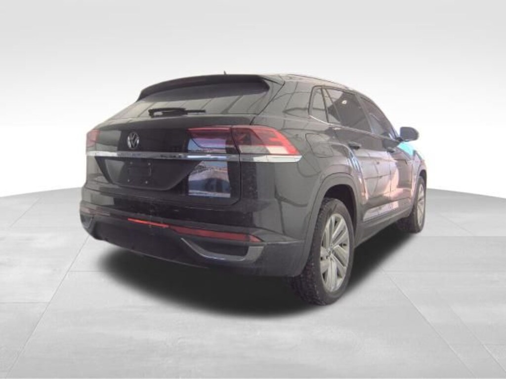 Used 2022 Volkswagen Atlas Cross Sport 2.0T SE w/Technology SUV