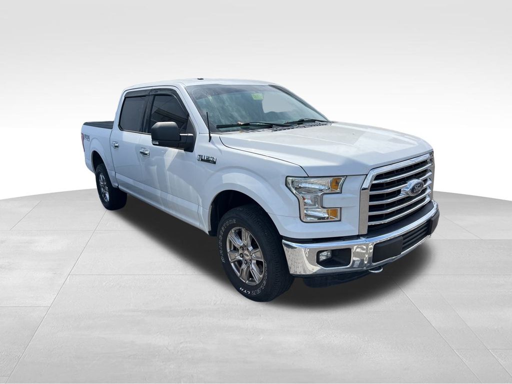 2015 Ford F-150 XLT photo 2