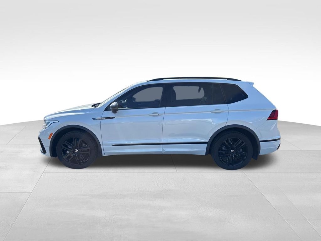 Certified 2022 Volkswagen Tiguan 2.0T SE R-Line Black SUV