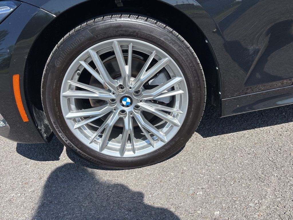 2023 BMW 3 Series 330i - Photo 8