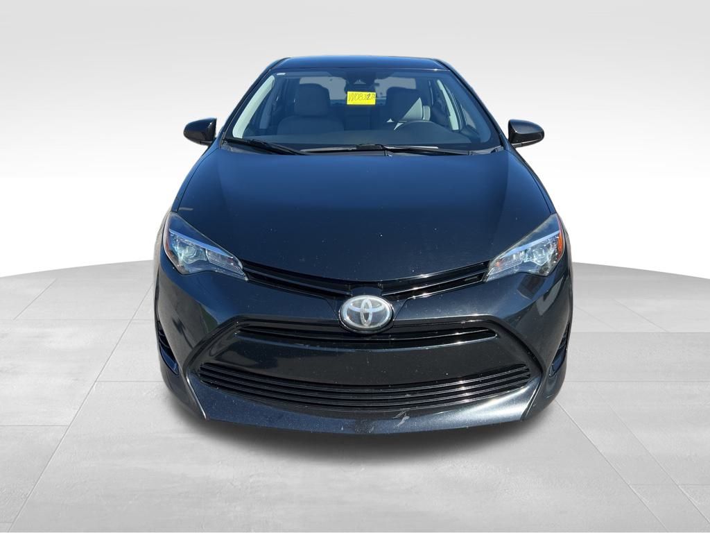 2018 Toyota Corolla L photo 2