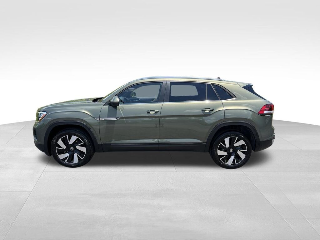 New 2026 Volkswagen Atlas Cross Sport 2.0T SE w/Technology SUV