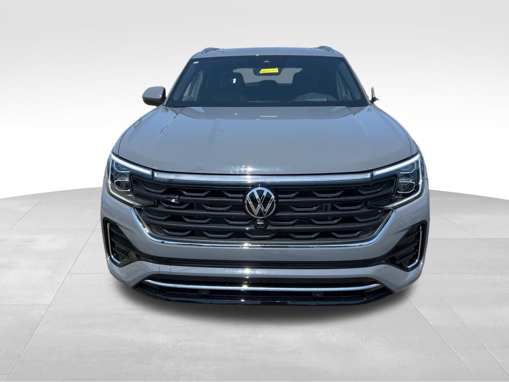 2026 Volkswagen Atlas Cross Sport SEL Premium R-Line photo 2