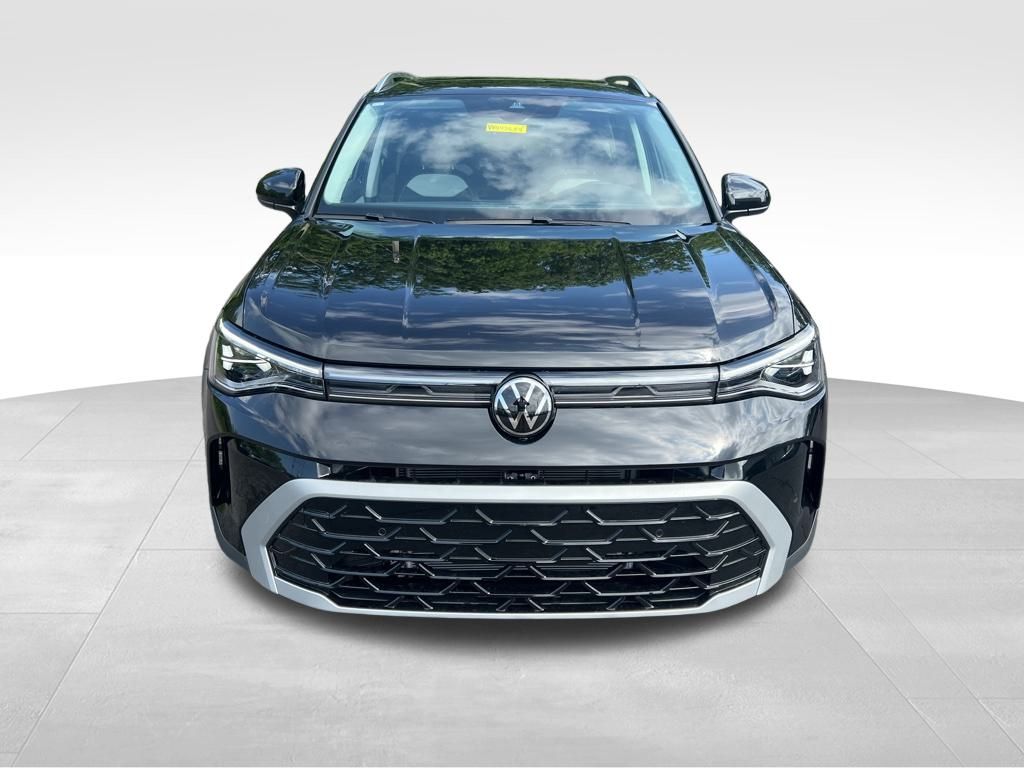 2025 Volkswagen Taos SEL photo 2