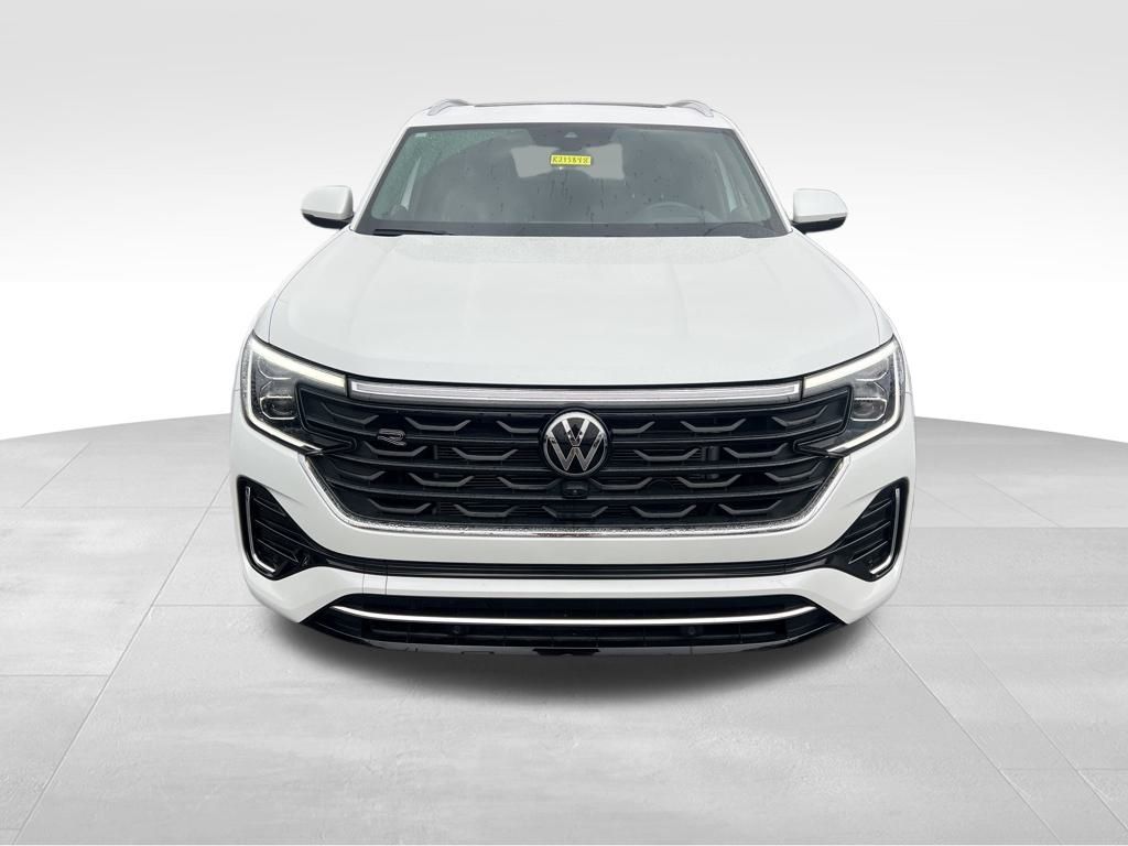 2025 Volkswagen Atlas Cross Sport SEL Premium R-Line photo 2