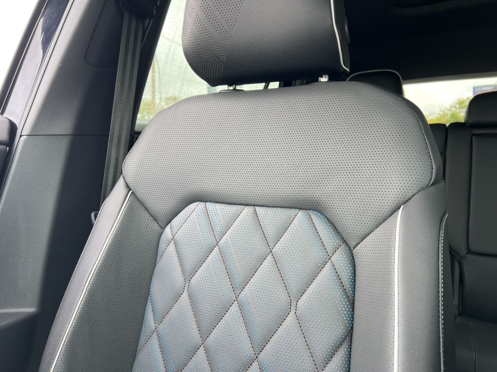 2026 Volkswagen Atlas Cross Sport SEL Premium R-LINE - Photo 22