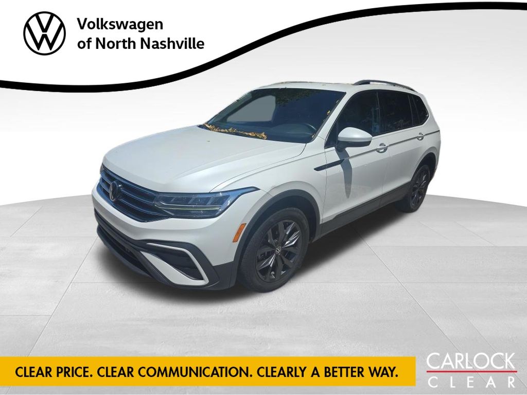2023 Volkswagen Tiguan 2.0T SE's photo