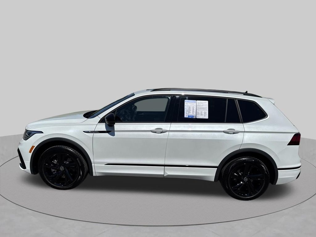 Certified 2023 Volkswagen Tiguan 2.0T SE R-Line Black SUV