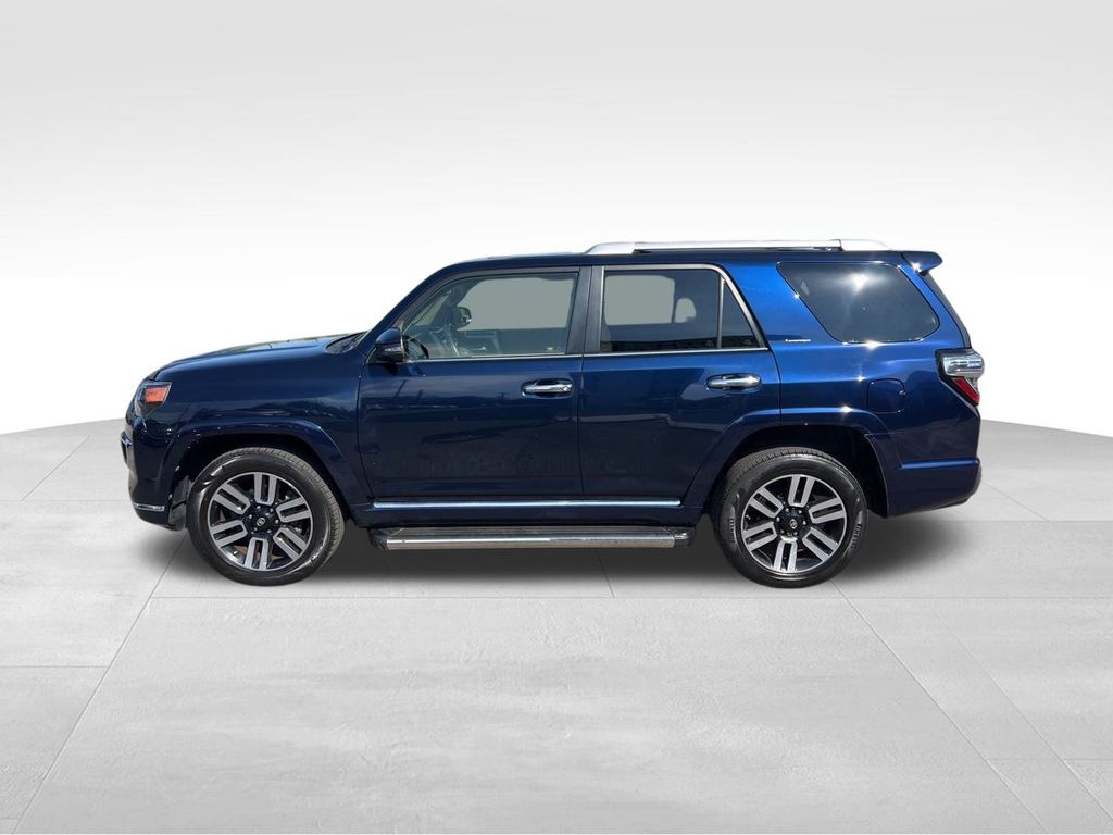 2018 Toyota 4Runner Limited photo 2