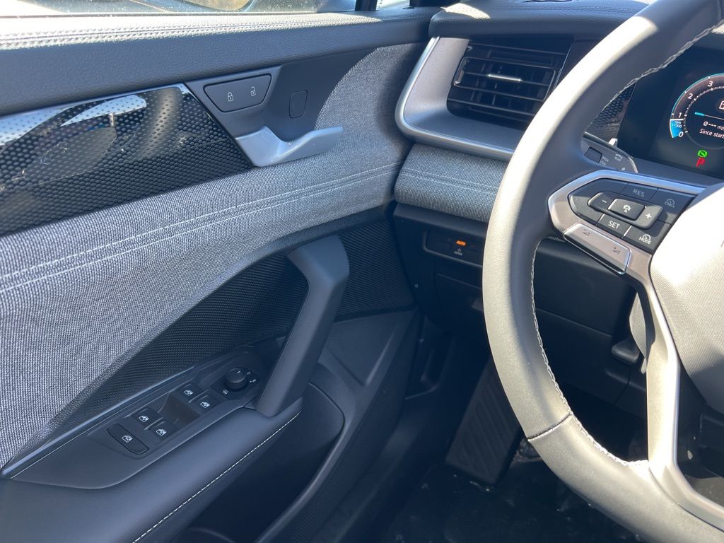 2026 Volkswagen Tiguan S - Photo 19