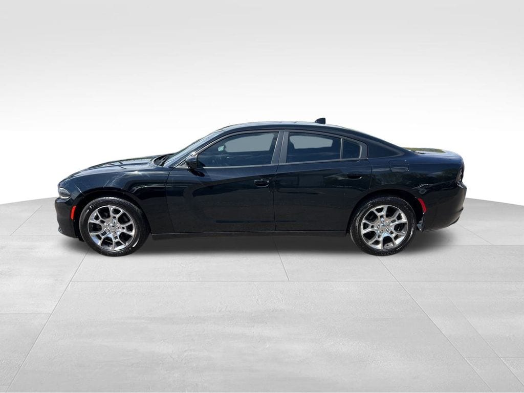 Used 2017 Dodge Charger SXT Sedan