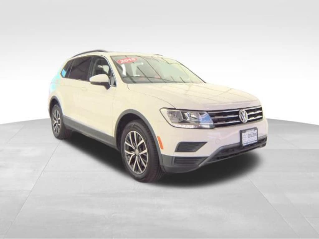 Used 2018 Volkswagen Tiguan 2.0T SE 4MOTION SUV