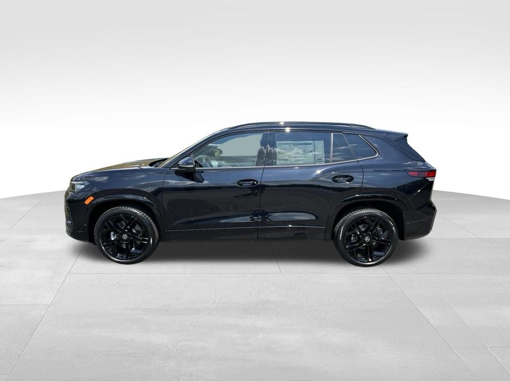New 2026 Volkswagen Tiguan SE R-Line Black SUV