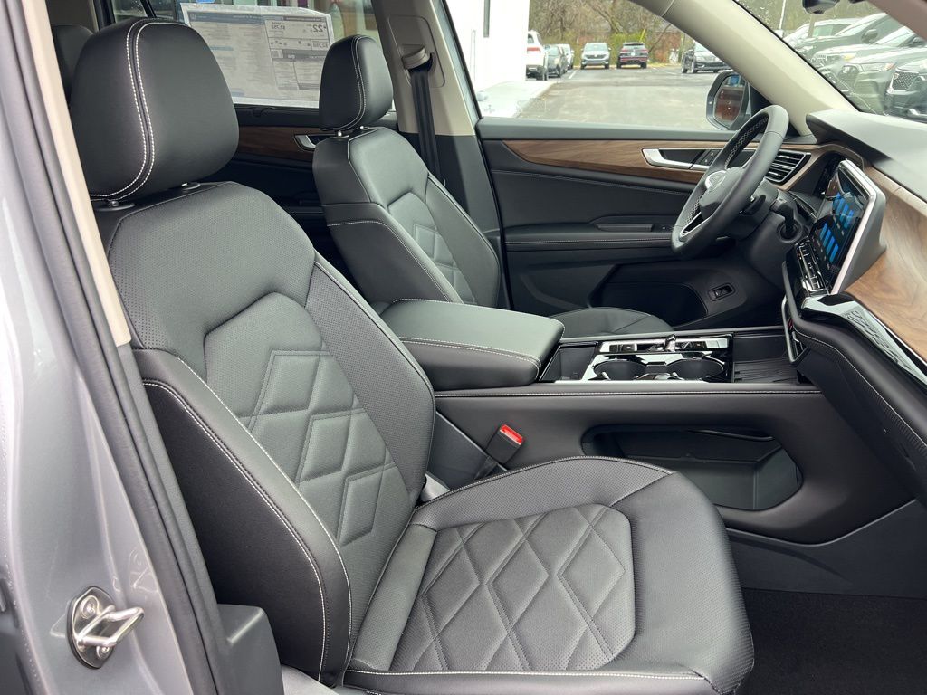 2026 Volkswagen Atlas SE w/Tech - Photo 24