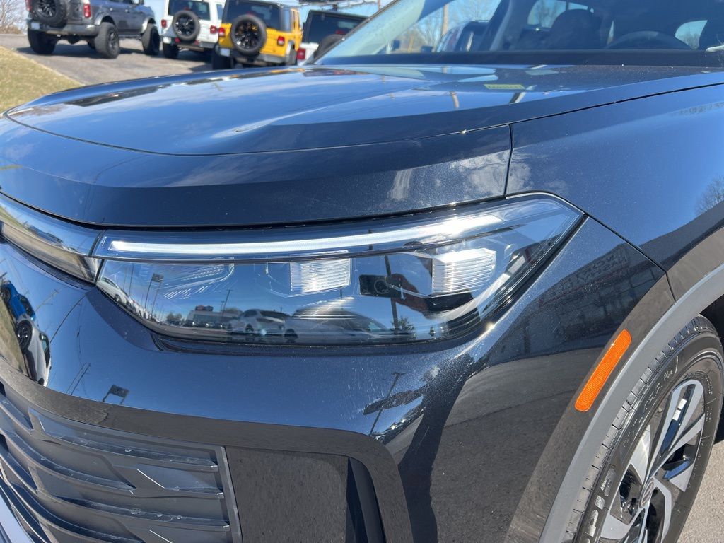 2026 Volkswagen Tiguan S - Photo 10