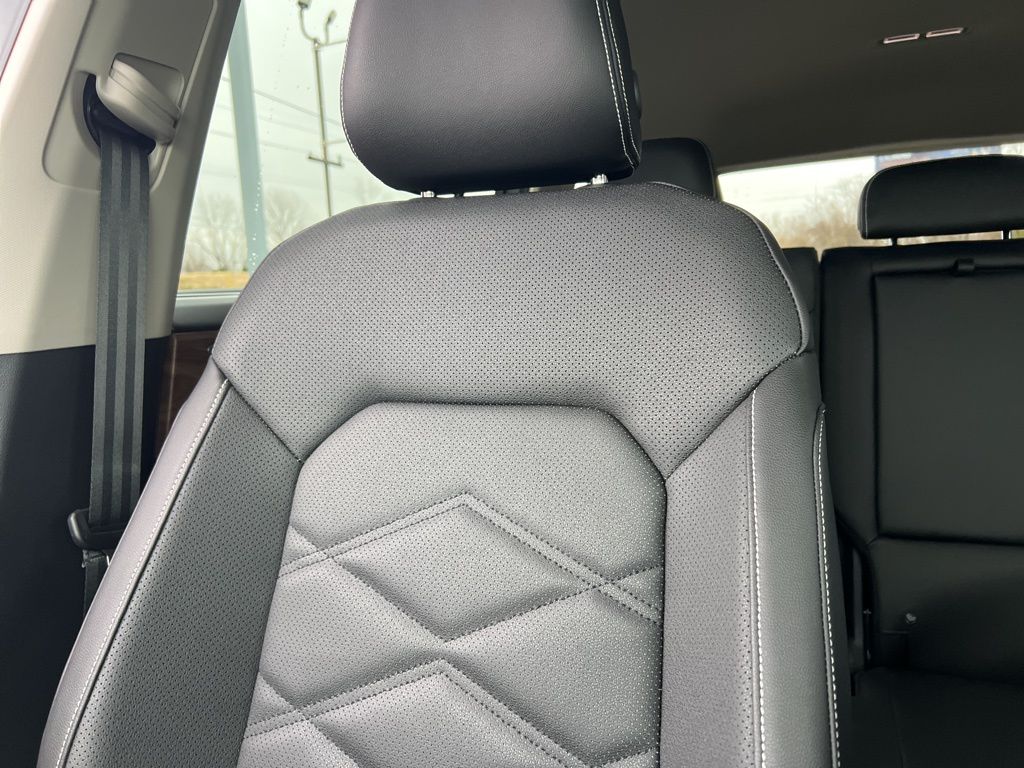 2026 Volkswagen Atlas SE w/Tech - Photo 22