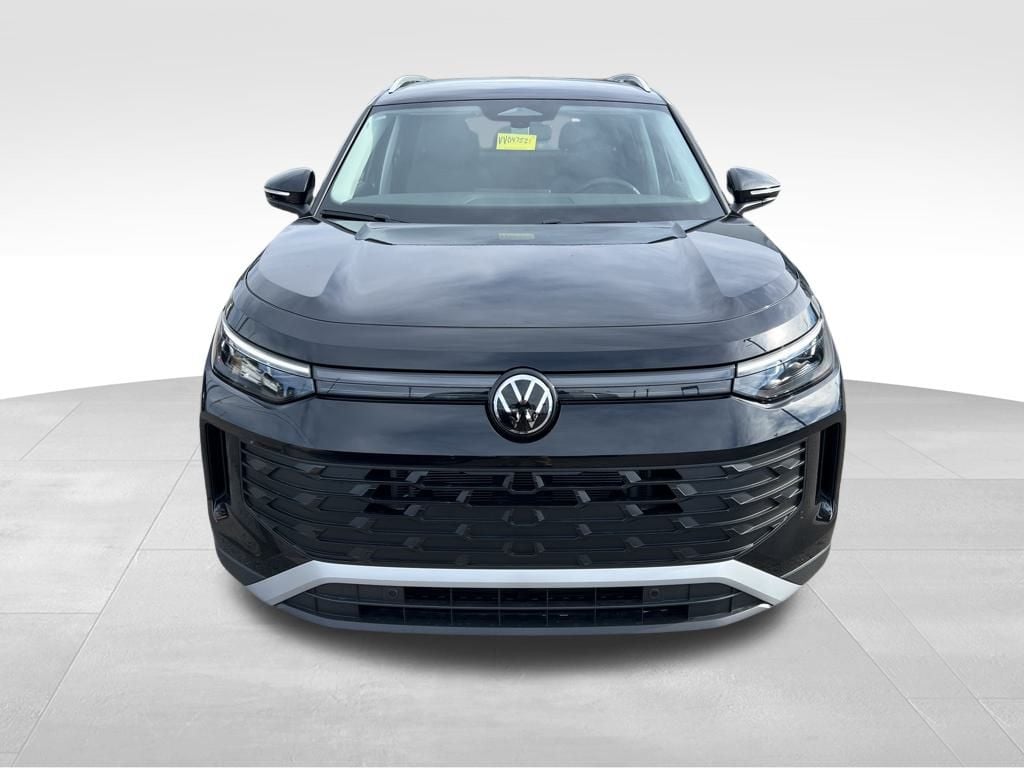 New 2026 Volkswagen Tiguan 2.0T SE SUV