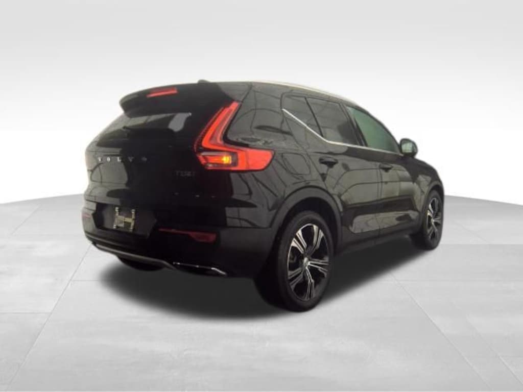 Used 2019 Volvo XC40 T5 Inscription SUV