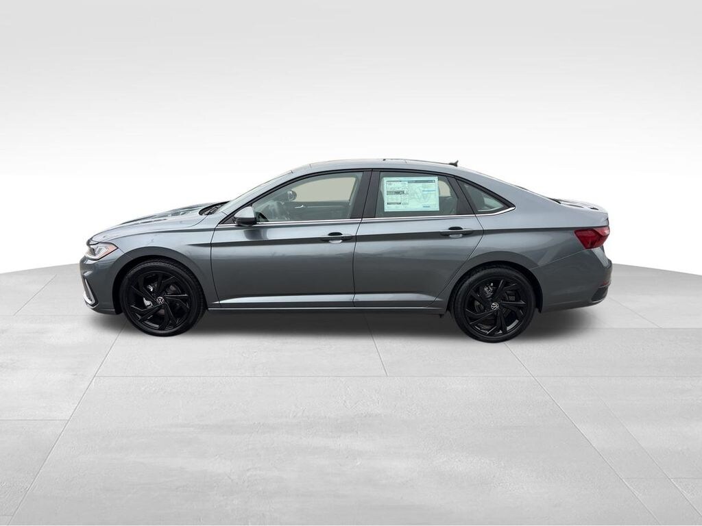 New 2026 Volkswagen Jetta 1.5T SE Sedan