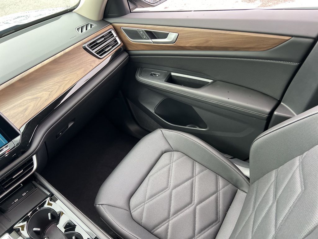 2026 Volkswagen Atlas SE w/Tech - Photo 27