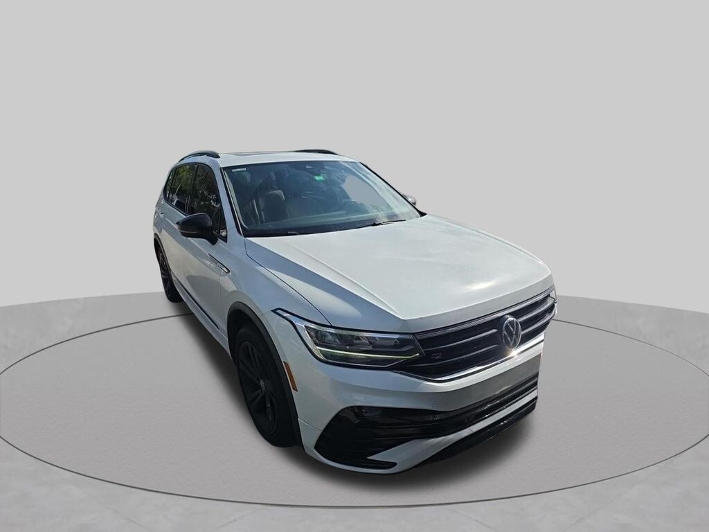 Certified 2023 Volkswagen Tiguan 2.0T SE R-Line Black SUV