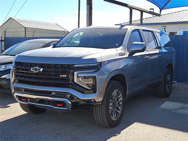 2025 Chevrolet Suburban Z71's photo