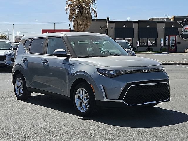 2023 Kia Soul LX - Photo 6