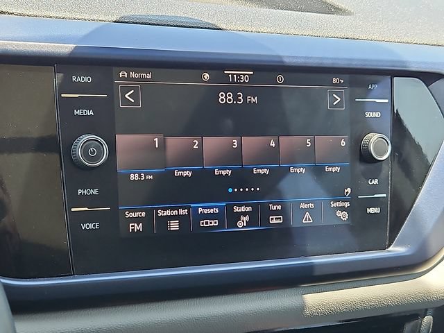 2023 Volkswagen Taos SE - Photo 17
