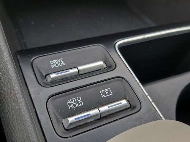 2025 Hyundai Sonata SEL - Photo 17
