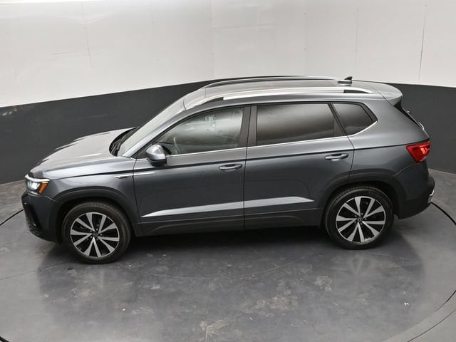 2023 Volkswagen Taos SE - Photo 25
