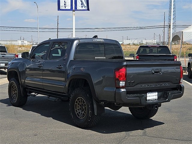 2023 Toyota Tacoma SR photo 3