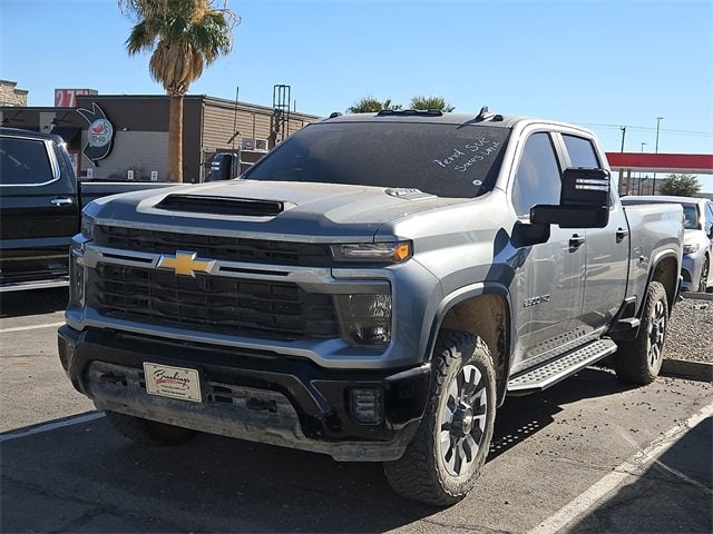 2024 Chevrolet Silverado 2500HD Custom's photo