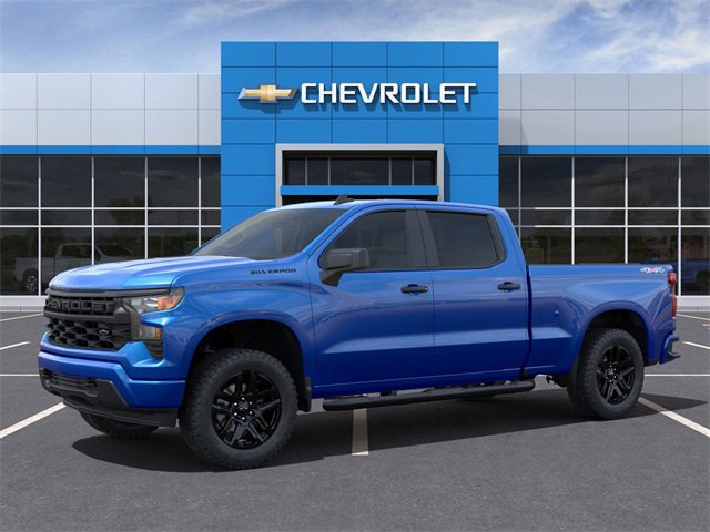 2025 Chevrolet Silverado 1500 Custom photo 2