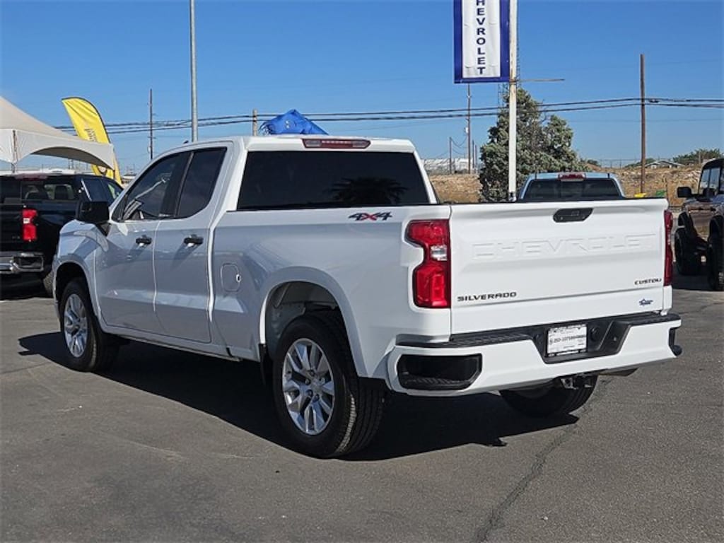Used 2022 Chevrolet Silverado 1500 LTD Custom Truck