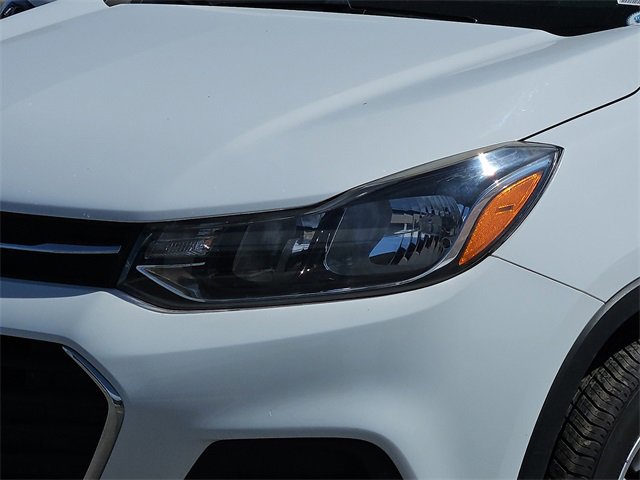 2021 Chevrolet Trax LS photo 3