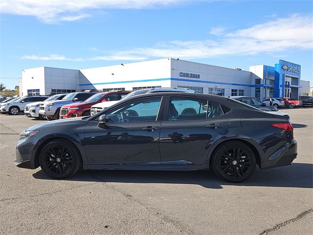 2025 Toyota Camry LE photo 2