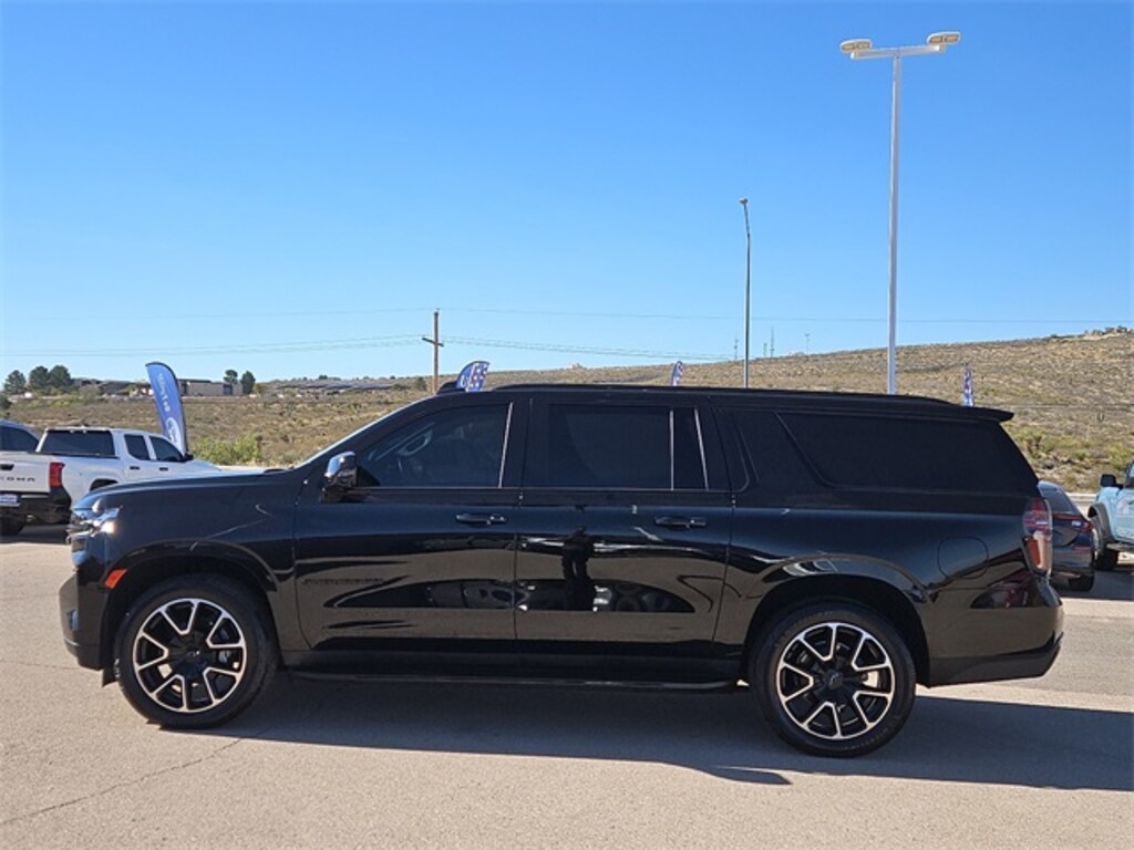 Used 2023 Chevrolet Suburban RST SUV