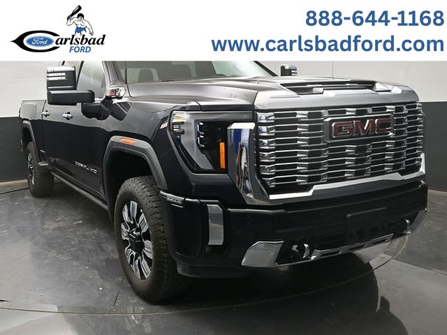 2025 GMC Sierra 4WD Crew Cab Standard Box Denali's photo