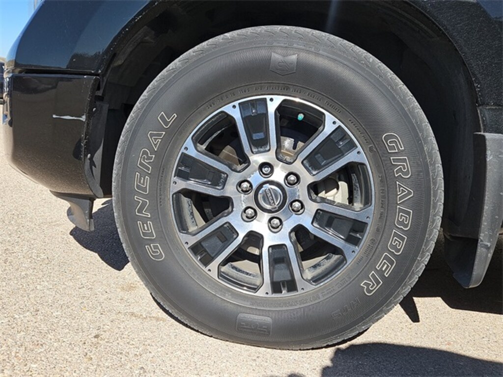 Used 2021 Nissan Titan SV Truck Crew Cab