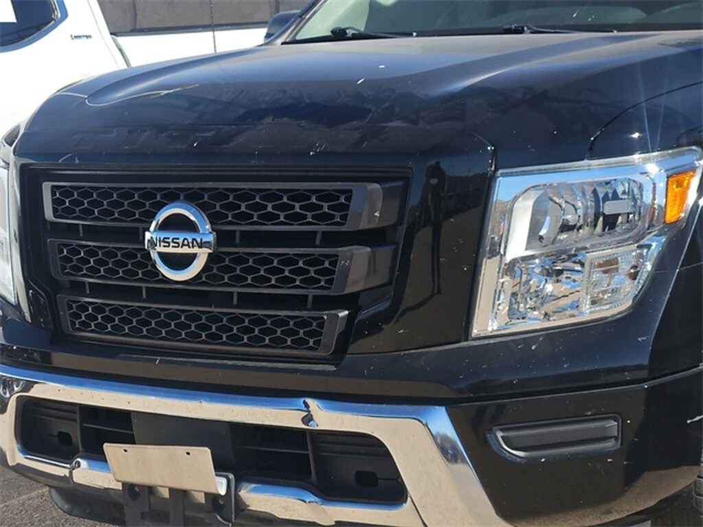 Used 2021 Nissan Titan SV Truck Crew Cab