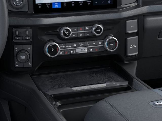 2026 Ford F-250 Super Duty Platinum - Photo 15