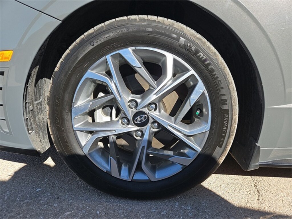 Used 2022 Hyundai Sonata SEL Sedan