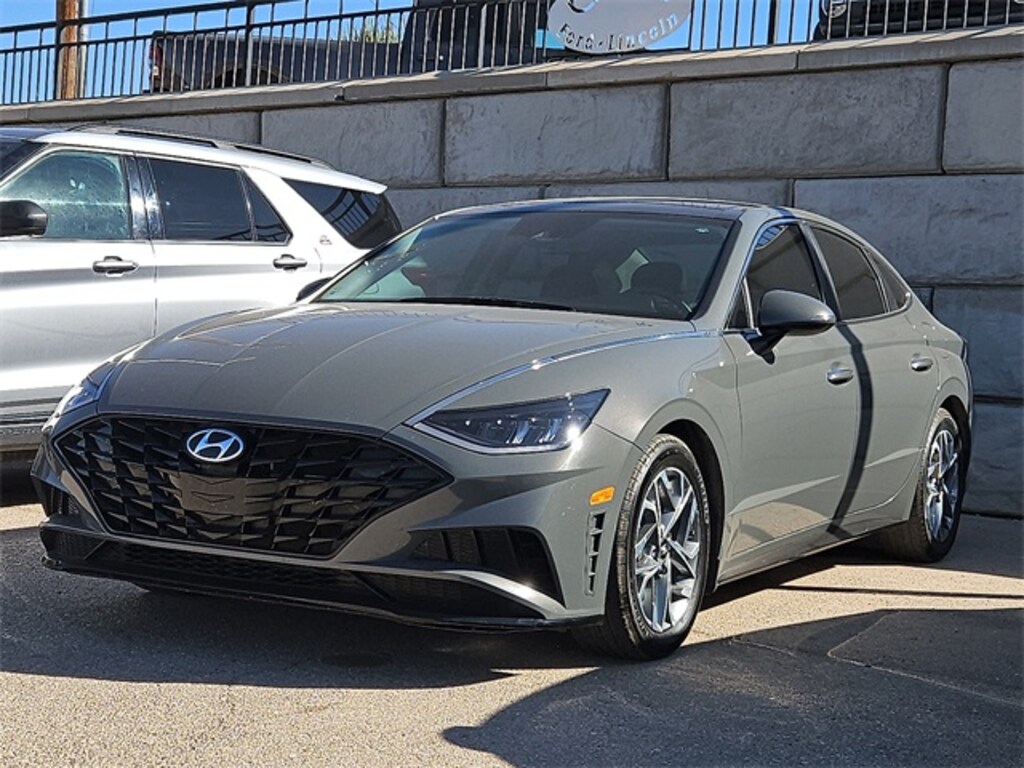 Used 2022 Hyundai Sonata SEL Sedan