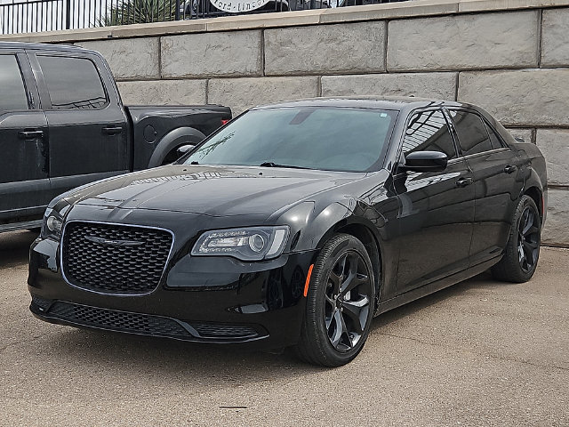 2023 Chrysler 300 Touring