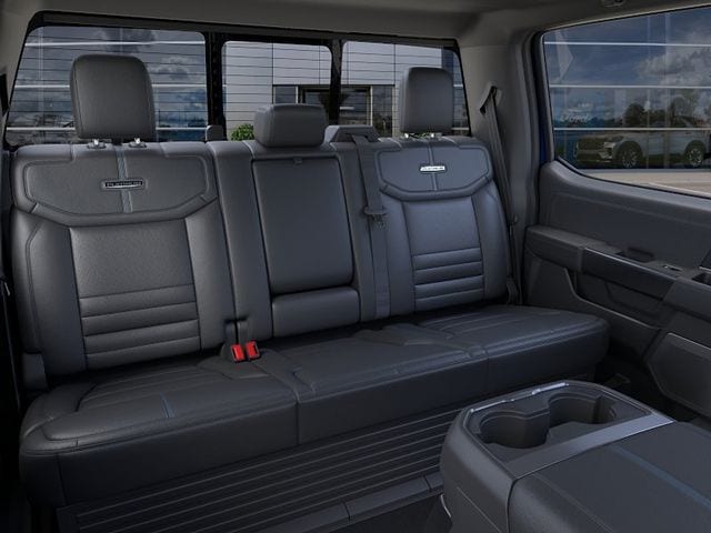 2026 Ford F-250 Super Duty Platinum - Photo 11